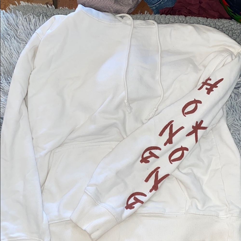 brandy hoodie with red details!